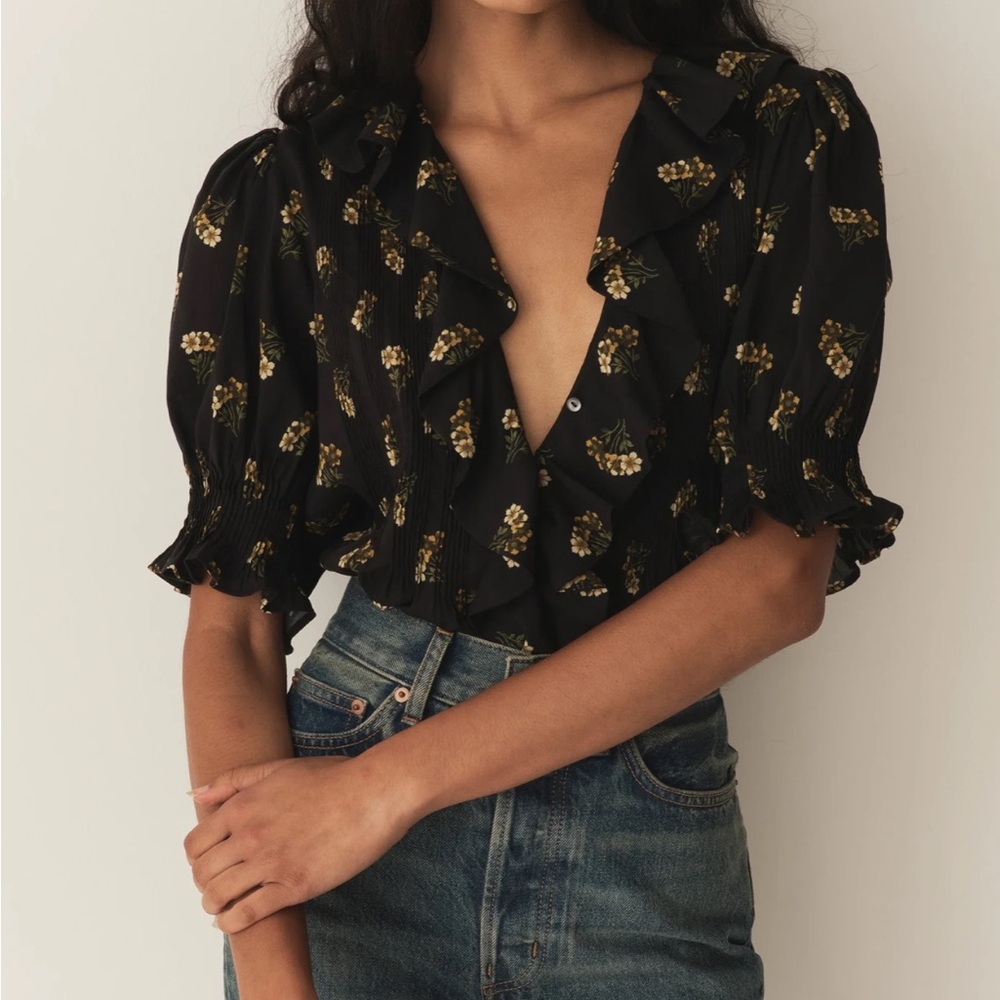 Doen Henri Ruffled Pintuck Floral Blouse